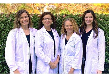 Clinic photo/Office of Dr. ROBIN THOMPSON