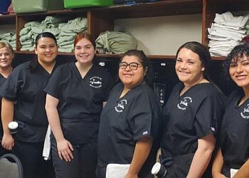 Clinic photo/Office of Dr. RUB ME THE RIGHT WAY