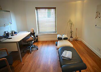 Clinic photo/Office of Dr. SOLIHULL CHIROPRACTIC CLINIC