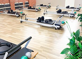 Clinic photo/Office of Dr. STUDIO 73