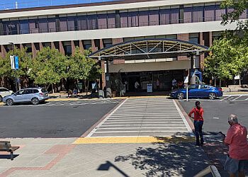 Clinic photo/Office of Dr. SUKETU KHANDHAR