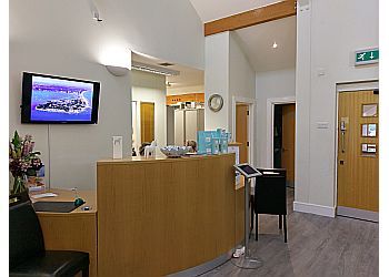 Clinic photo/Office of Dr. TEETH ON THE HEATH