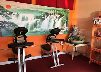 Clinic photo/Office of Dr. THE PEARL MASSAGE