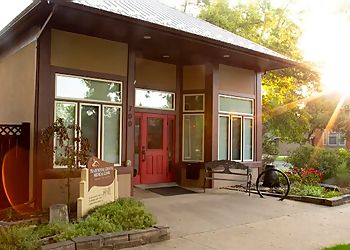 Clinic photo/Office of Dr. TRADITIONAL CHINESE MEDICAL CLINIC