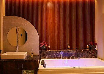 Clinic photo/Office of Dr. UNIVERSE THE SPA