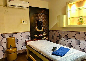 Clinic photo/Office of Dr. VIDHI THAI SPA &amp; SALON