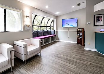 Clinic photo/Office of Dr. YULIEN CRUZ-DAVIS