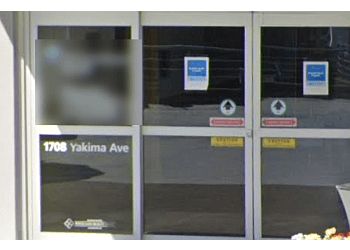 Clinic photo/Office of Dr. ZHIYU WANG