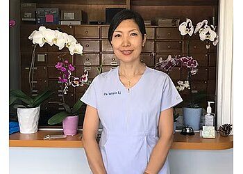 Clinic photo/Office of Dr. ZOE ACUPUNCTURE &amp; HERBS CENTER